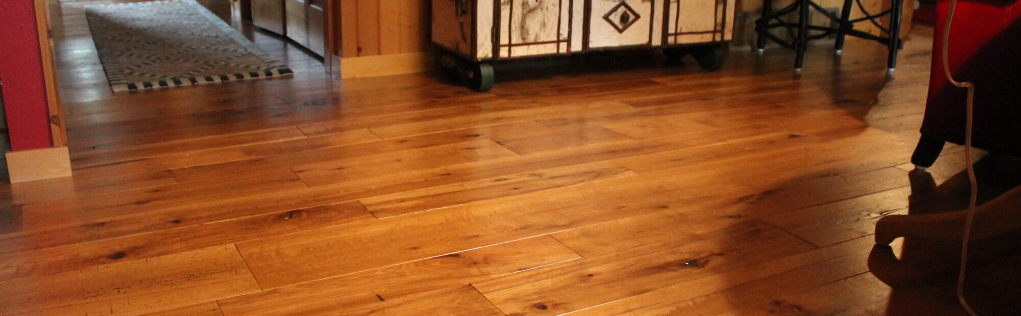 alt='Reclaimed Hickory Skip Sawn - Vintage Collection'